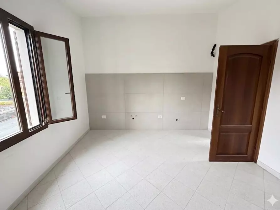 Immagine 7 di Appartamento in affitto  a Ponsacco