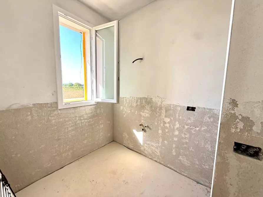 Immagine 23 di Villetta a schiera in vendita  a Pontedera