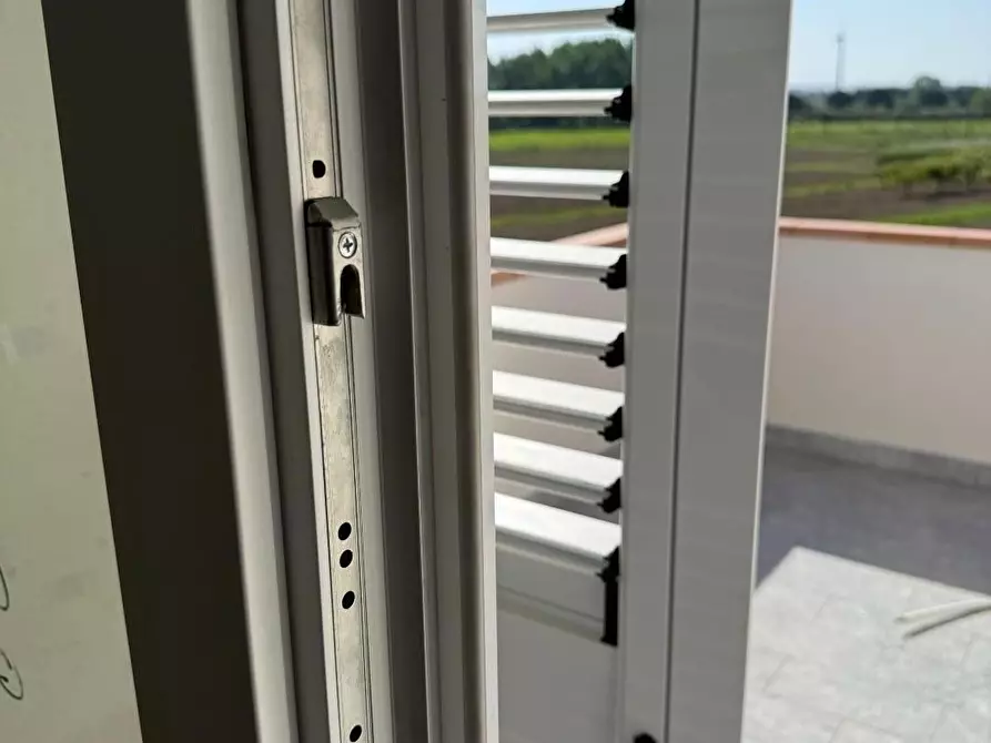 Immagine 14 di Villetta a schiera in vendita  a Pontedera