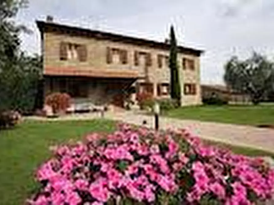 Immagine 8 di Albergo/B&B/Residence in vendita  a Gambassi Terme