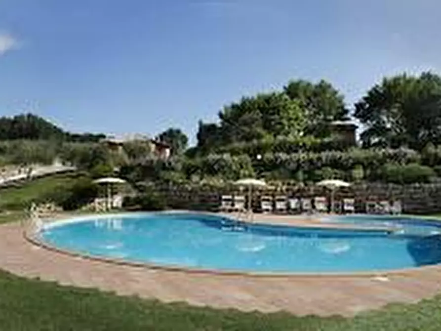 Immagine 18 di Albergo/B&B/Residence in vendita  a Gambassi Terme