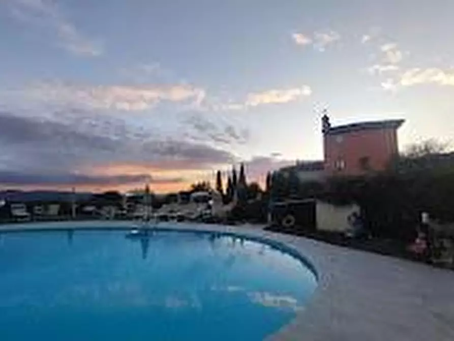 Immagine 19 di Albergo/B&B/Residence in vendita  a Gambassi Terme