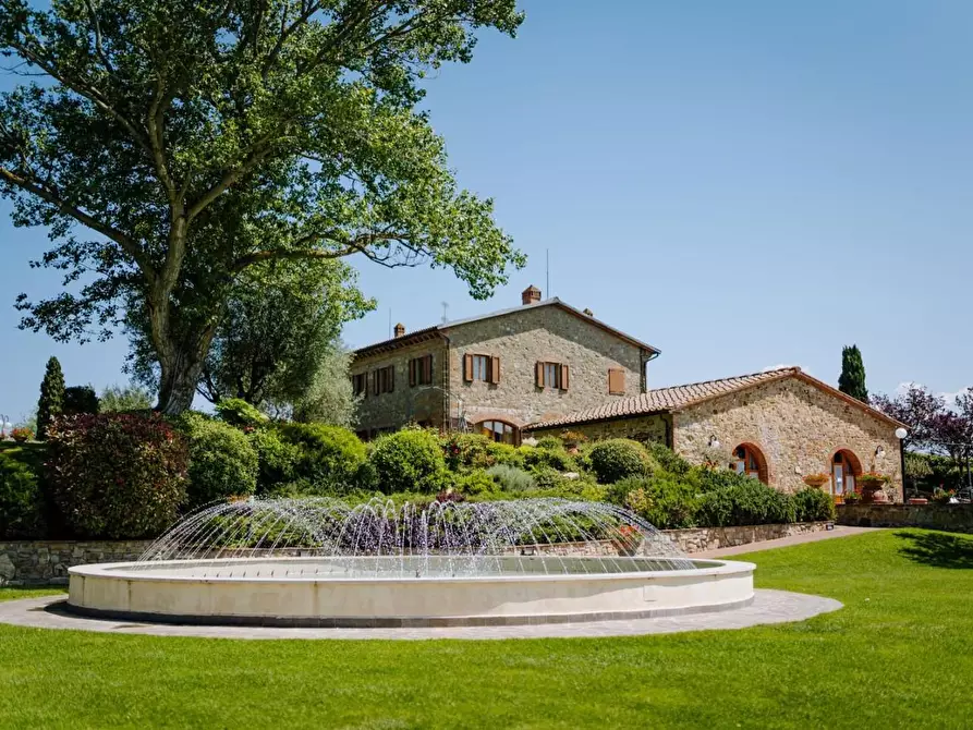 Immagine 14 di Albergo/B&B/Residence in vendita  a Gambassi Terme