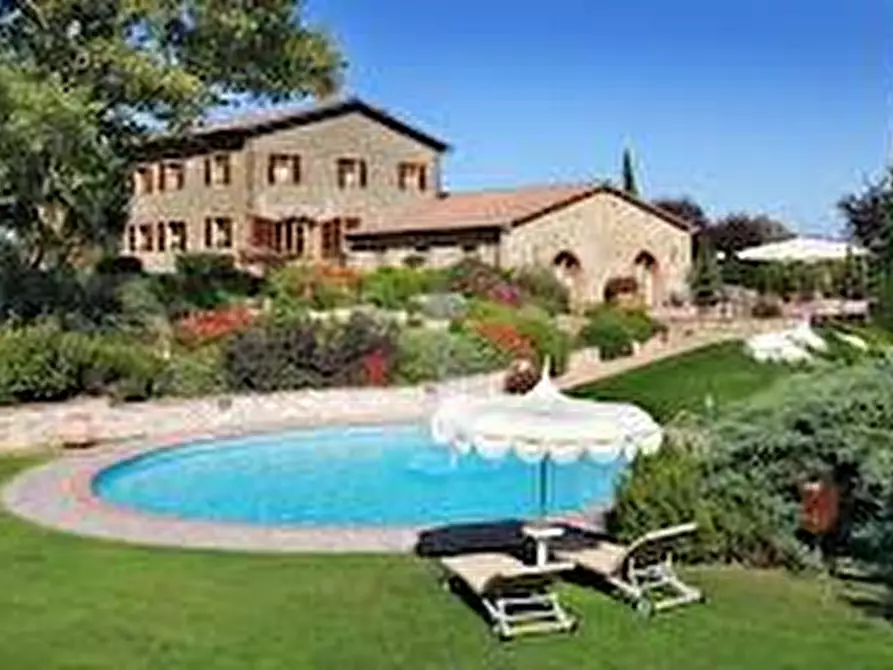 Immagine 5 di Albergo/B&B/Residence in vendita  a Gambassi Terme