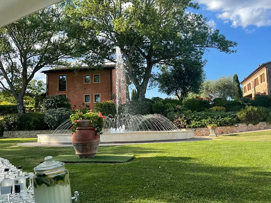 Immagine 38 di Albergo/B&B/Residence in vendita  a Gambassi Terme
