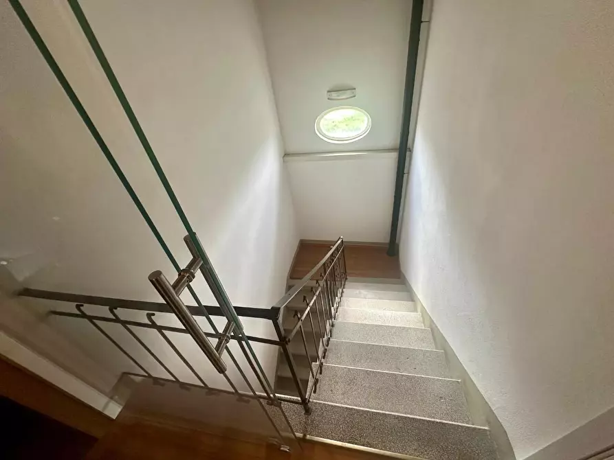 Immagine 18 di Villa in vendita  a Porcari