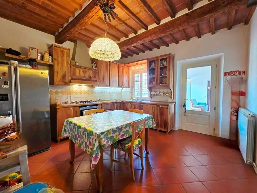 Immagine 3 di Villa in vendita  a Porcari