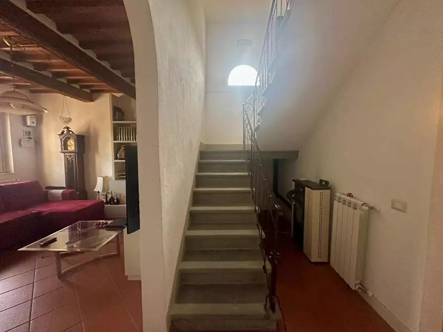 Immagine 8 di Villa in vendita  a Porcari