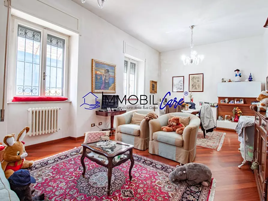 Immagine 1 di Appartamento in vendita  a Livorno