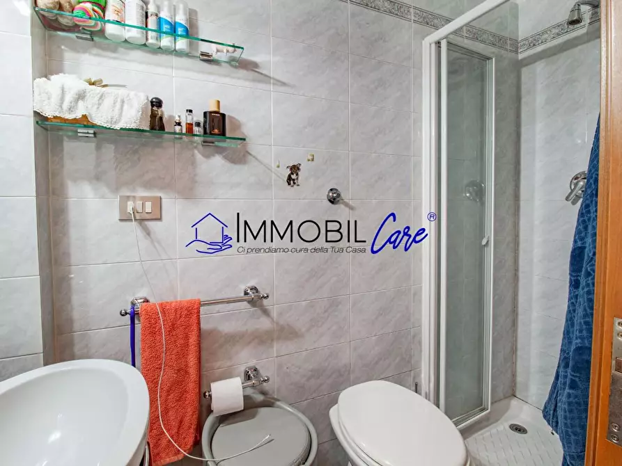 Immagine 16 di Appartamento in vendita  a Livorno