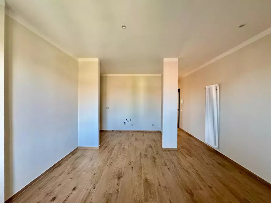 Immagine 6 di Appartamento in vendita  a Lucca