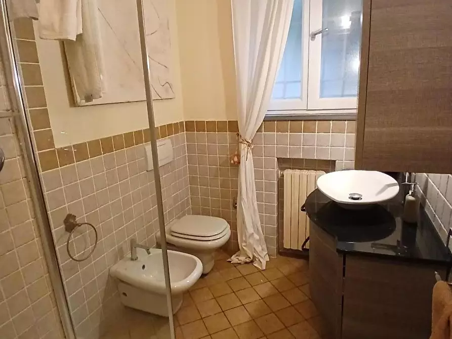 Immagine 17 di Appartamento in vendita  a Livorno