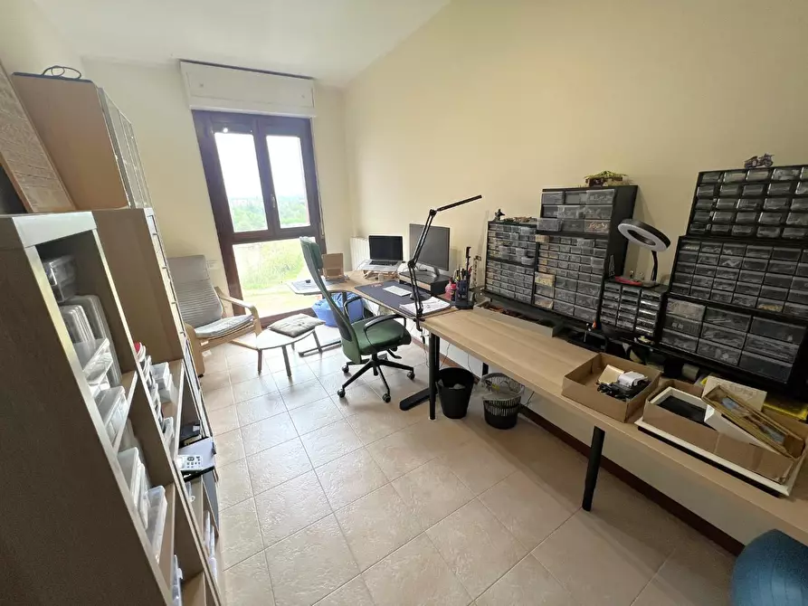 Immagine 22 di Appartamento in vendita  a Pontedera