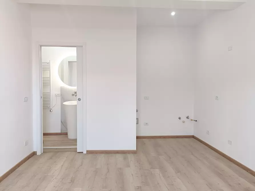 Immagine 15 di Appartamento in vendita  a Fucecchio