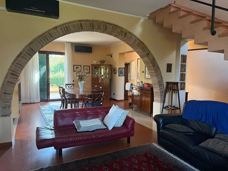 Immagine 10 di Villa in vendita  a San Miniato