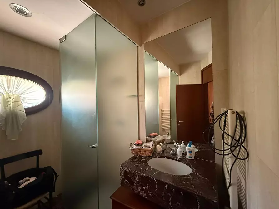 Immagine 33 di Villa in vendita  a San Miniato