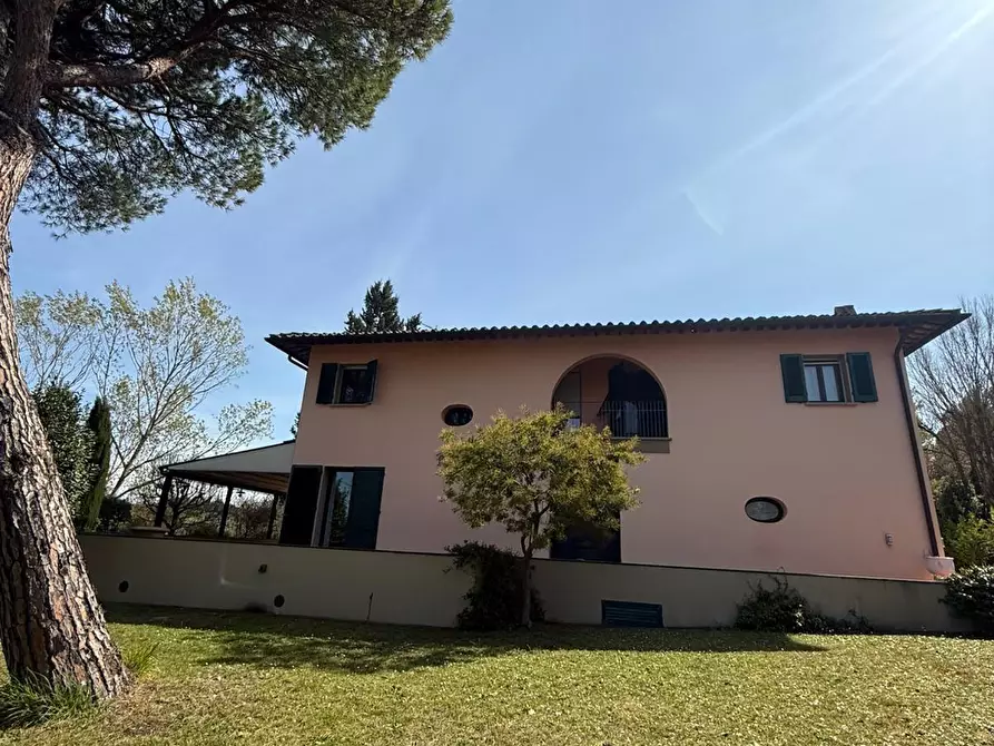 Immagine 2 di Villa in vendita  a San Miniato