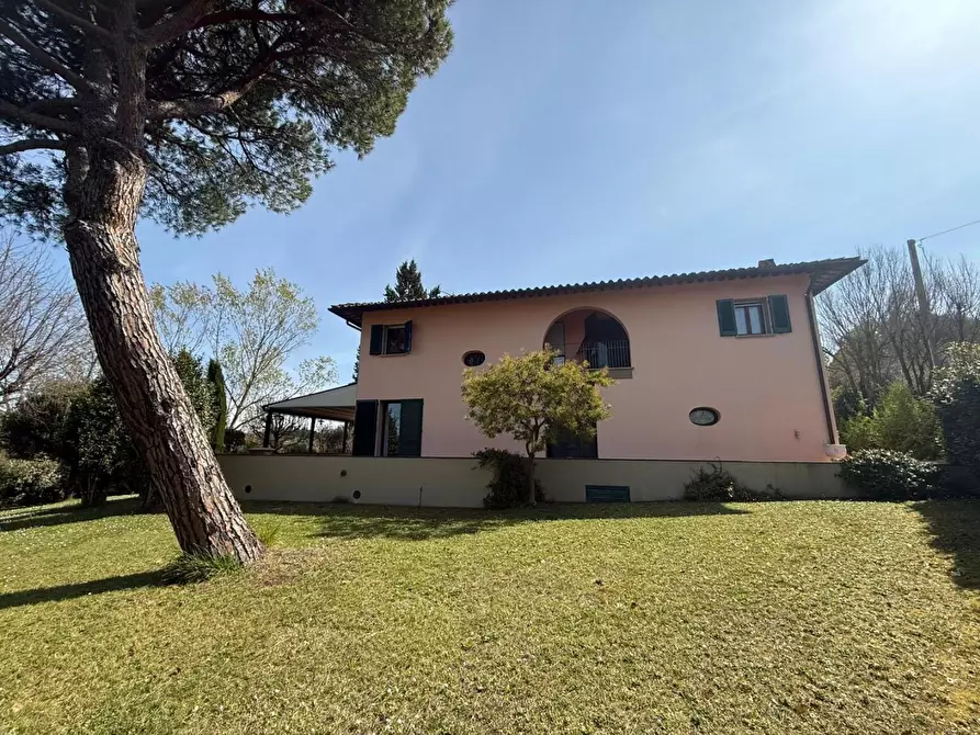 Immagine 22 di Villa in vendita  a San Miniato