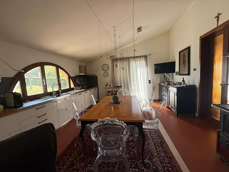 Immagine 41 di Villa in vendita  a San Miniato