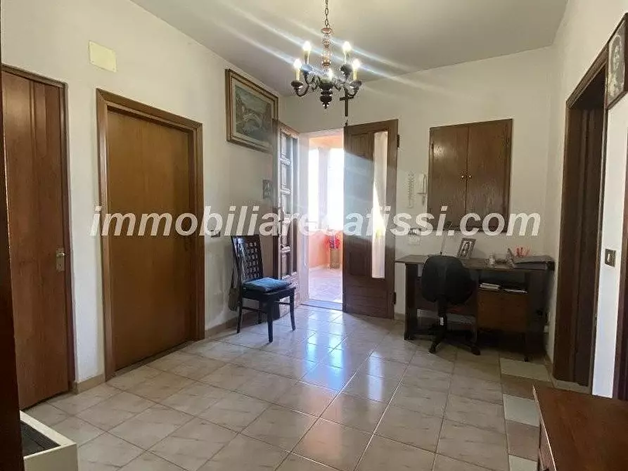 Immagine 2 di Casa semindipendente in vendita  a Carmignano