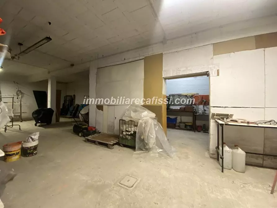 Immagine 24 di Casa semindipendente in vendita  a Carmignano