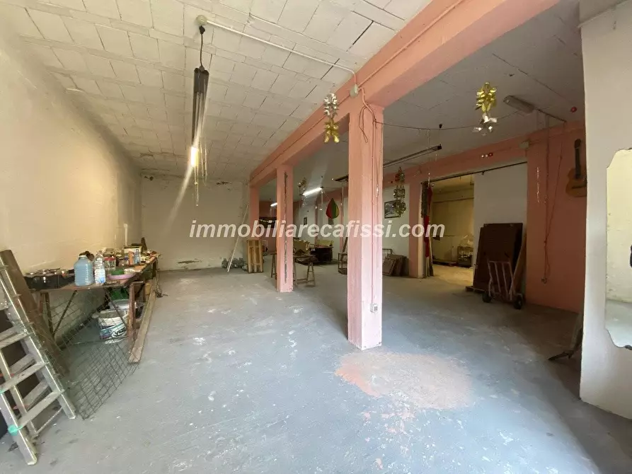 Immagine 22 di Casa semindipendente in vendita  a Carmignano