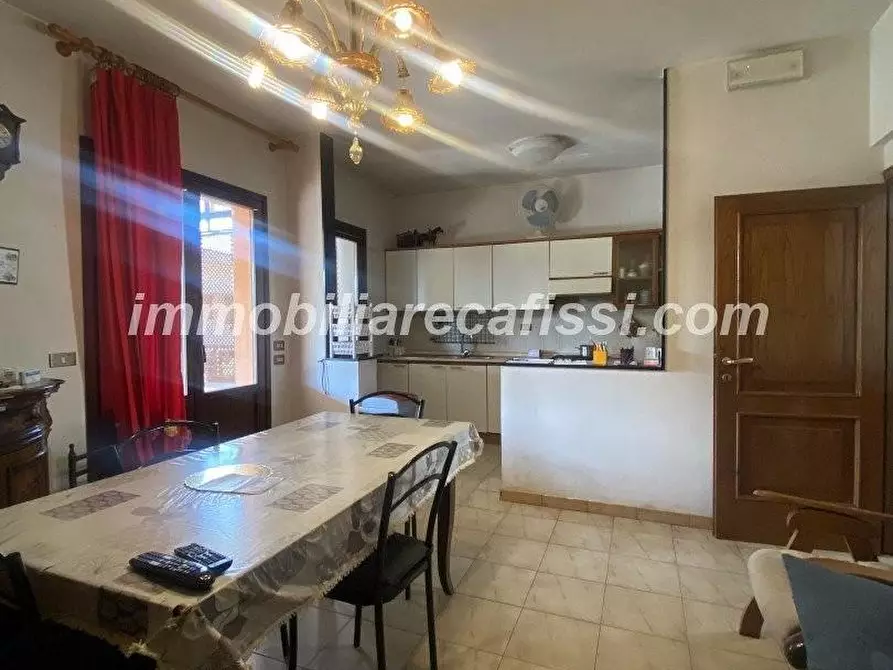 Immagine 5 di Casa semindipendente in vendita  a Carmignano