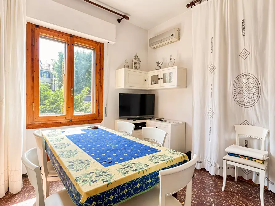 Immagine 14 di Villa in vendita  a Castelfiorentino