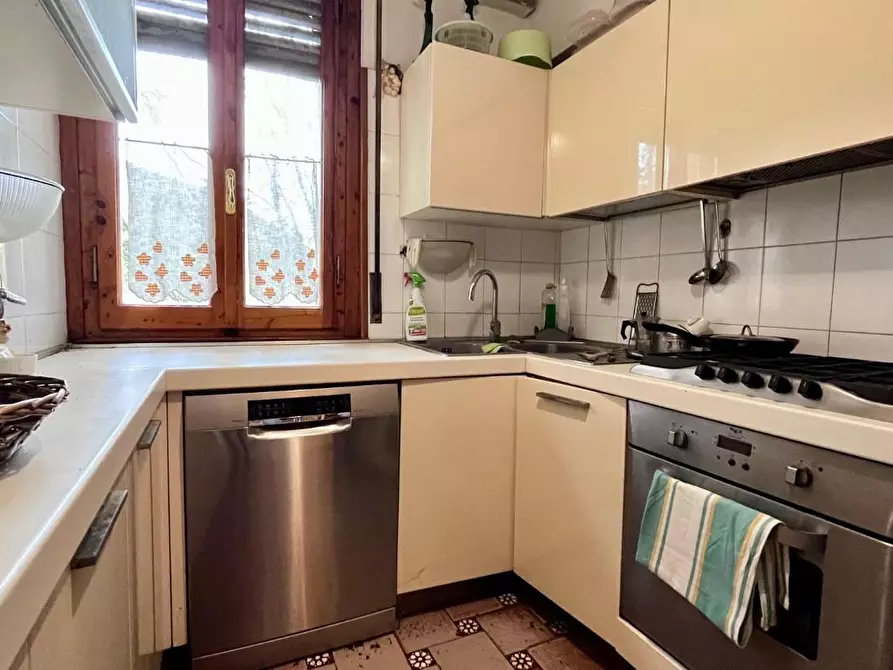 Immagine 7 di Villa in vendita  a Castelfiorentino