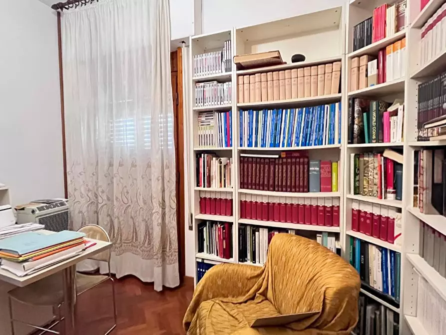 Immagine 26 di Villa in vendita  a Castelfiorentino