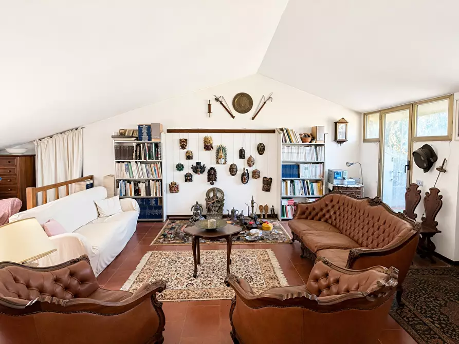 Immagine 33 di Villa in vendita  a Castelfiorentino