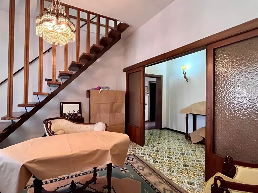 Immagine 12 di Villa in vendita  a Castelfiorentino