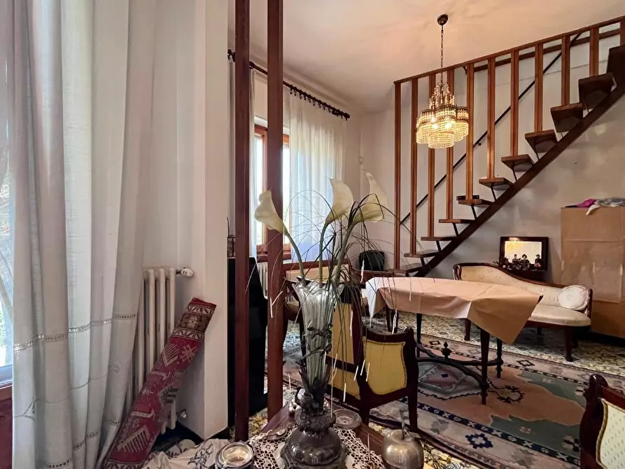 Immagine 13 di Villa in vendita  a Castelfiorentino