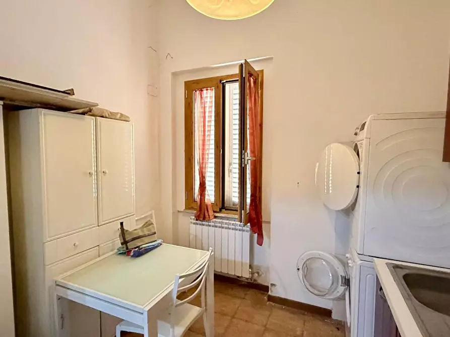 Immagine 2 di Villa in vendita  a Castelfiorentino