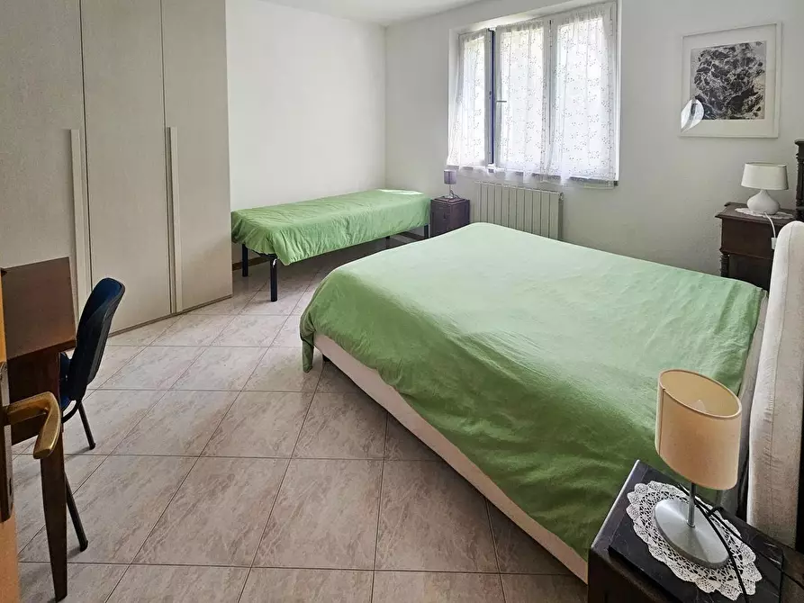 Immagine 9 di Casa indipendente in vendita  a Cascina