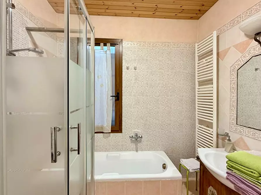 Immagine 18 di Appartamento in vendita  a Castelfiorentino