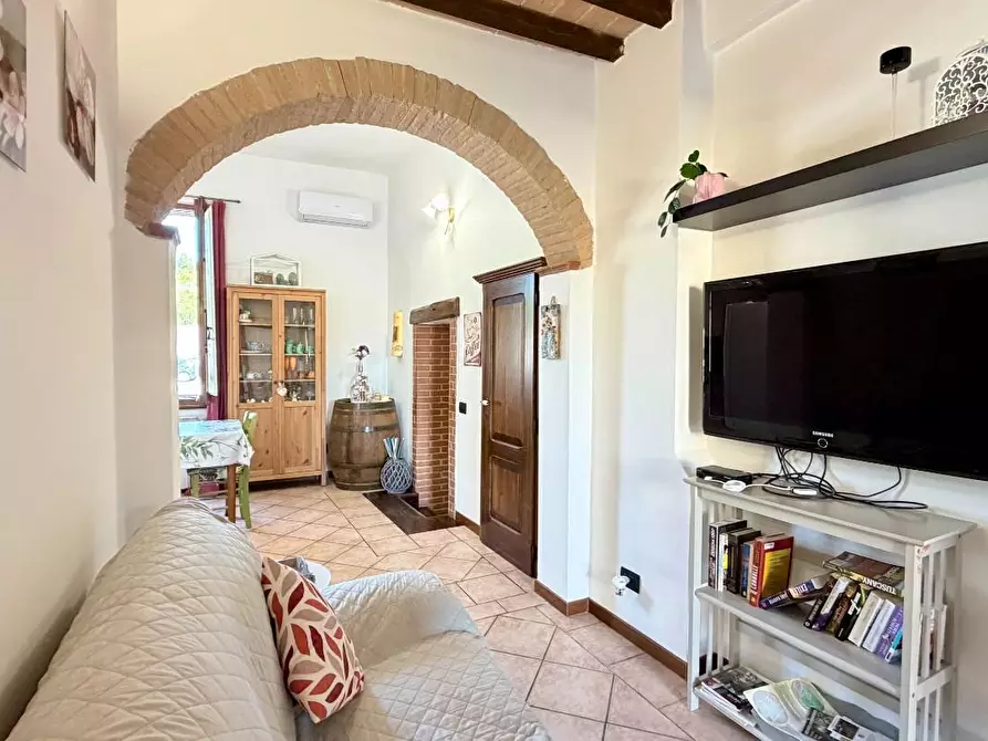 Immagine 10 di Appartamento in vendita  a Castelfiorentino