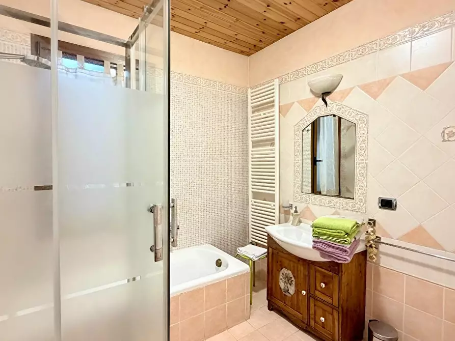 Immagine 17 di Appartamento in vendita  a Castelfiorentino