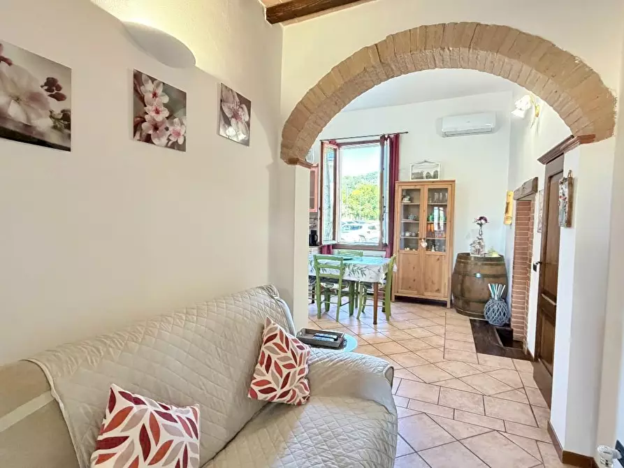 Immagine 9 di Appartamento in vendita  a Castelfiorentino