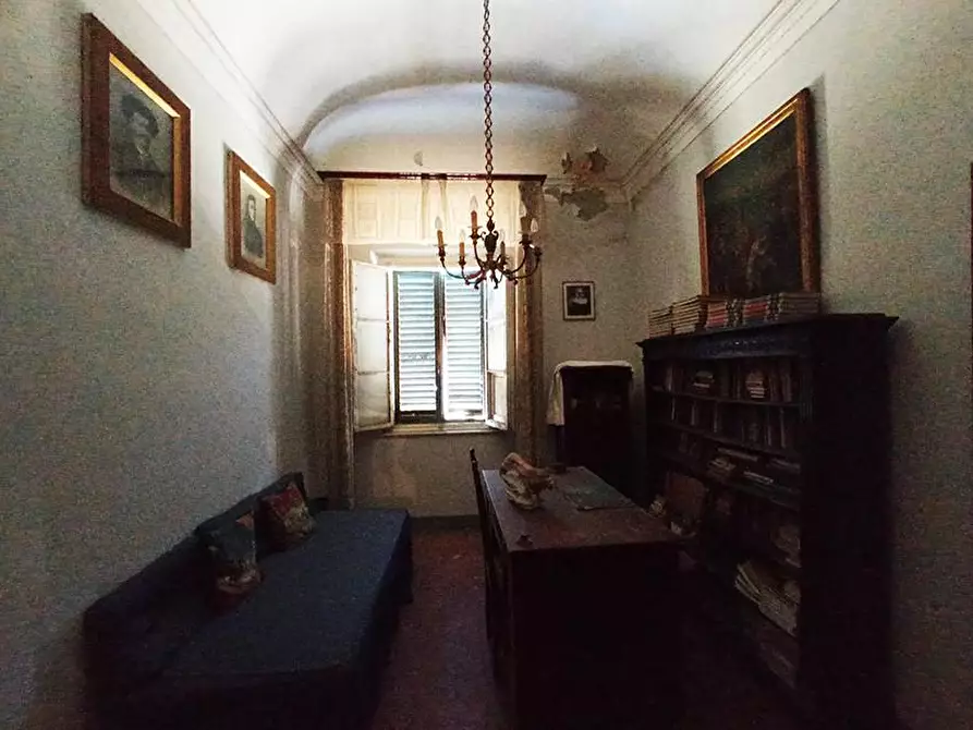 Immagine 10 di Villa in vendita  a Cascina