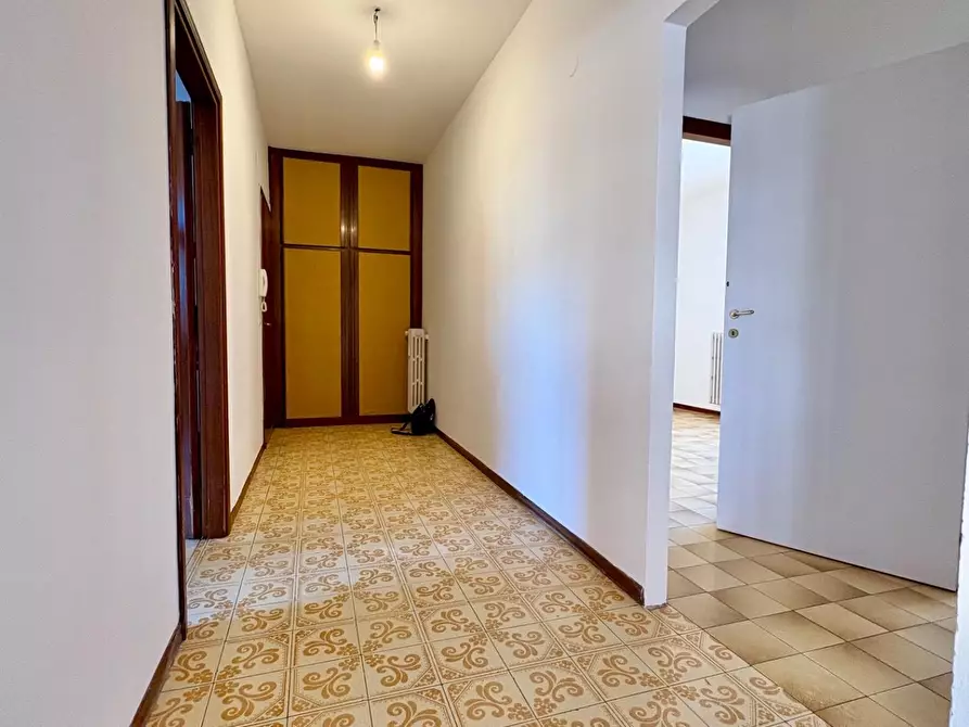 Immagine 12 di Appartamento in vendita  a Cascina