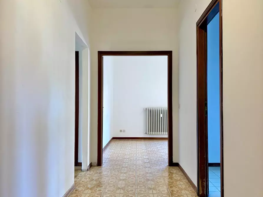 Immagine 1 di Appartamento in vendita  a Cascina