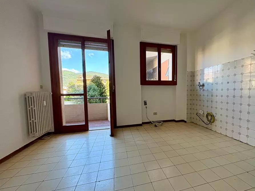 Immagine 4 di Appartamento in vendita  a Cascina