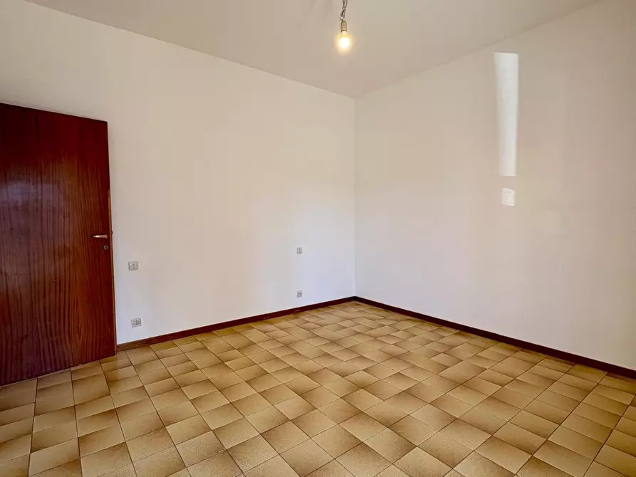 Immagine 14 di Appartamento in vendita  a Cascina