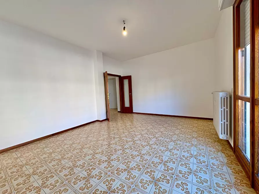 Immagine 9 di Appartamento in vendita  a Cascina