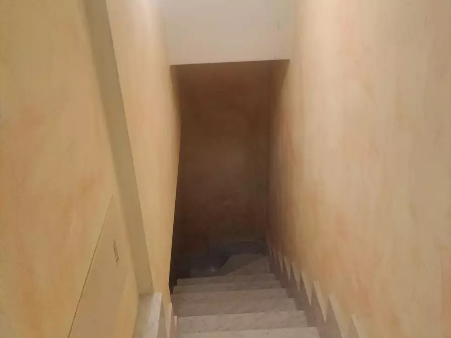 Immagine 12 di Casa semindipendente in vendita  a Massa