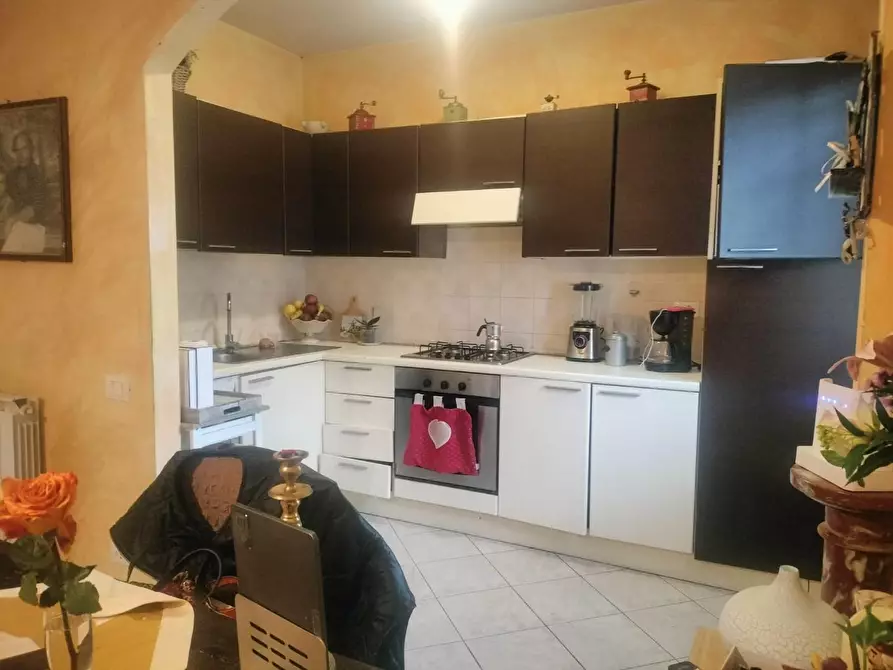 Immagine 9 di Casa semindipendente in vendita  a Massa