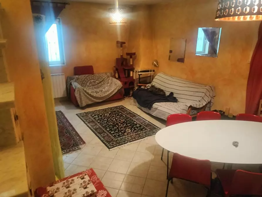 Immagine 16 di Casa semindipendente in vendita  a Massa