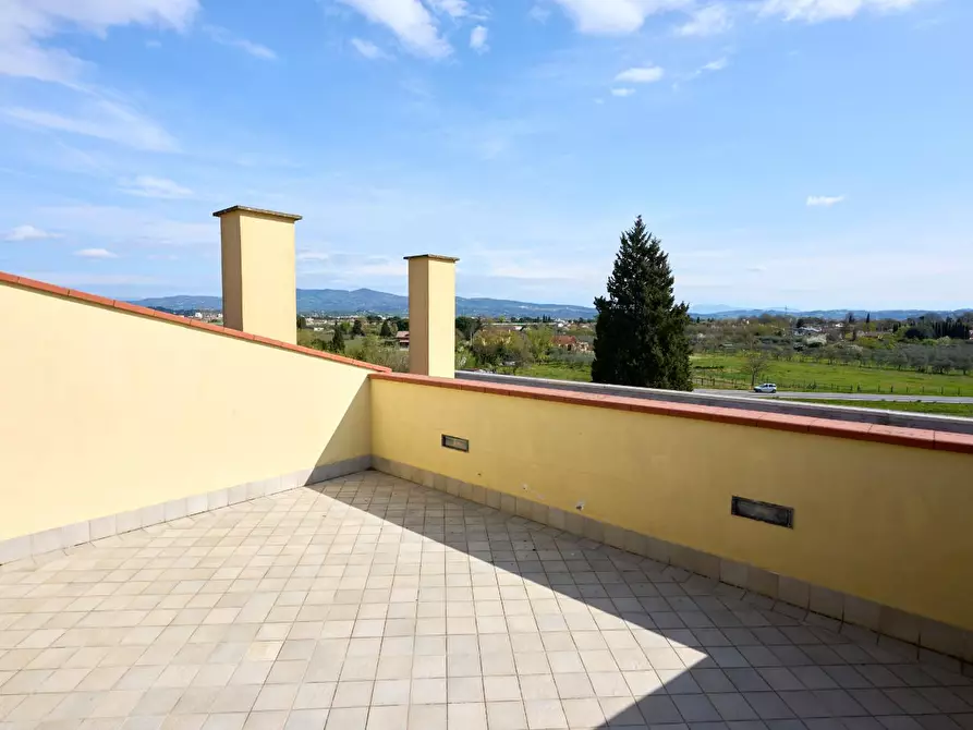 Immagine 18 di Mansarda in vendita  a Empoli