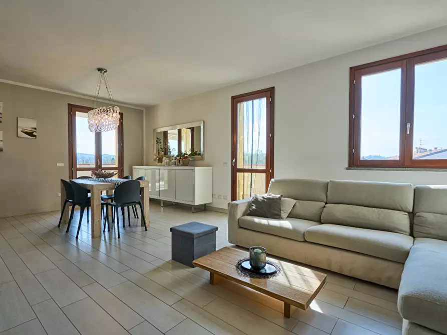 Immagine 4 di Mansarda in vendita  a Empoli